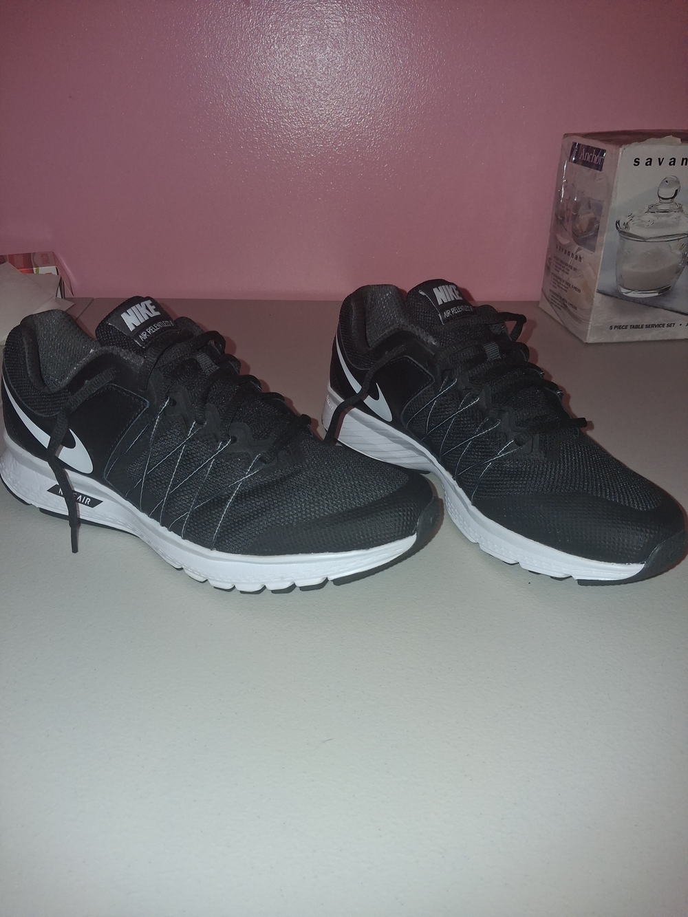 Nike Men’s Black and White Athletic Running Shoes